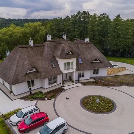 Villa Chopin's Thatch - House And Peninsula Only For *