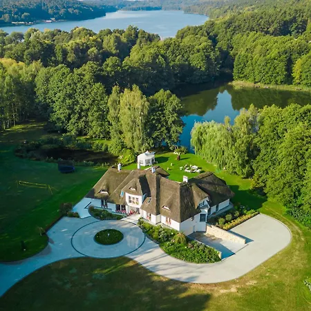 Villa Chopin's Thatch - House And Peninsula Only For *