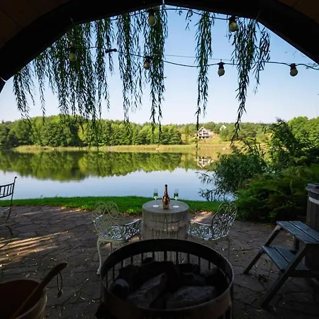 Chopin's Thatch - House And Peninsula Only For *